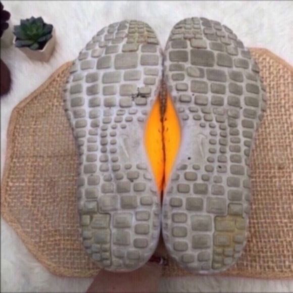 Nike FS Lite Running Shoes Yellow - Picture 11 of 15